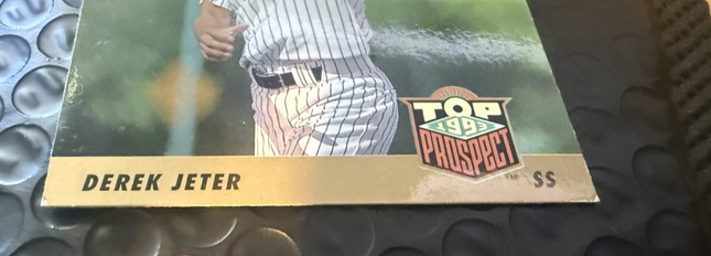 1993 Top Prospect Derek Jeter New York Yankee Upper Deck #449 Bad bottom Corners
