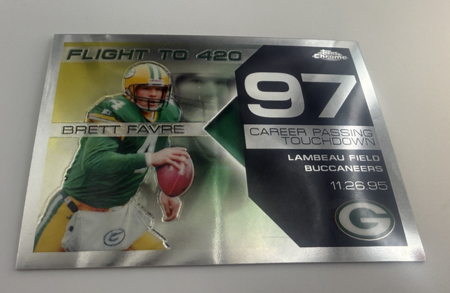 Flight to 420 Brett Favre 97 Career Passing Touchdowns Topps BFC-BF97