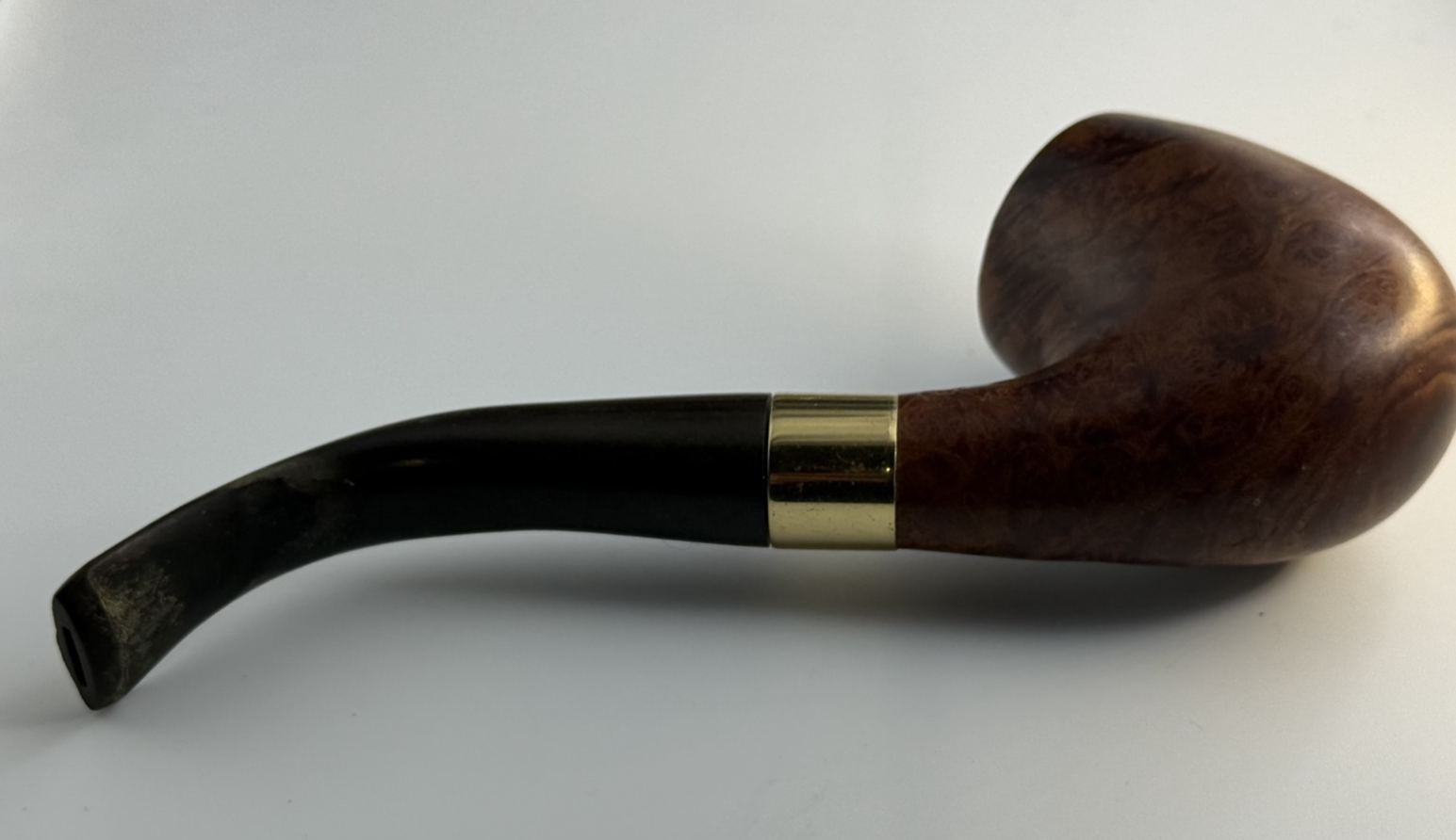 Smoking Tabacco Pipe Made from Comoys- Comoys Coronet Brown Pipe Black handle