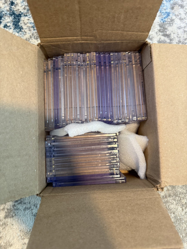 Used Magnetic Card Holders in Good to Dedent shap 26 of them.