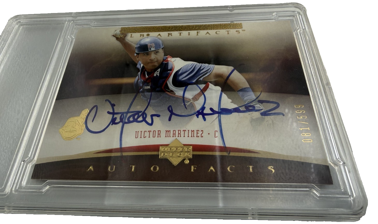 VICTOR MARTINEZ AUTOGRAPHED #81 of 599 ARTIFACTS CARD 2005 UPPER DECK MLB